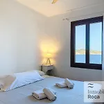 Roca Fornells, Marinero Con Wifi Y Aire Acondicionado P82 *