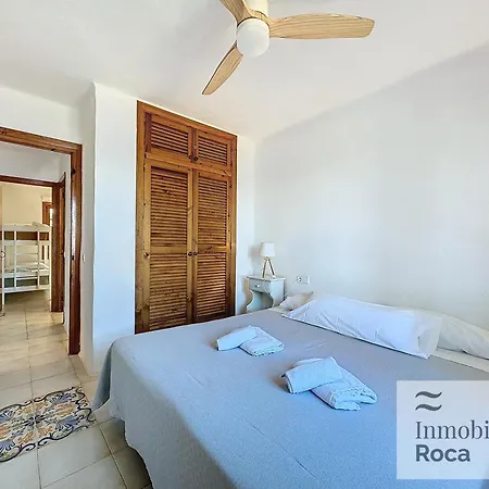 Roca Fornells, Marinero Con Wifi Y Aire Acondicionado P82
